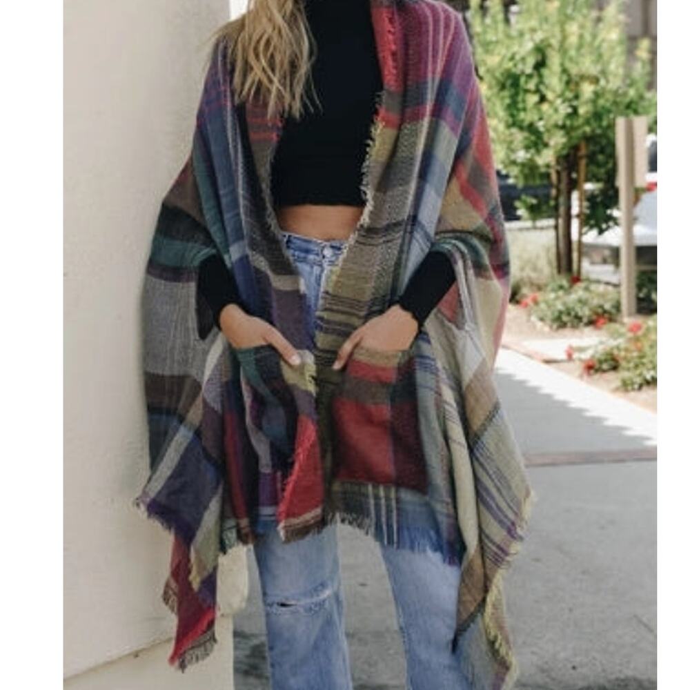 Multicolor Plaid Pocket Ruana Fuchsia - Picture 2 of 3